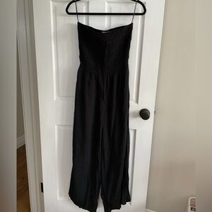 Gilli Black Strapless Jumpsuit size L
